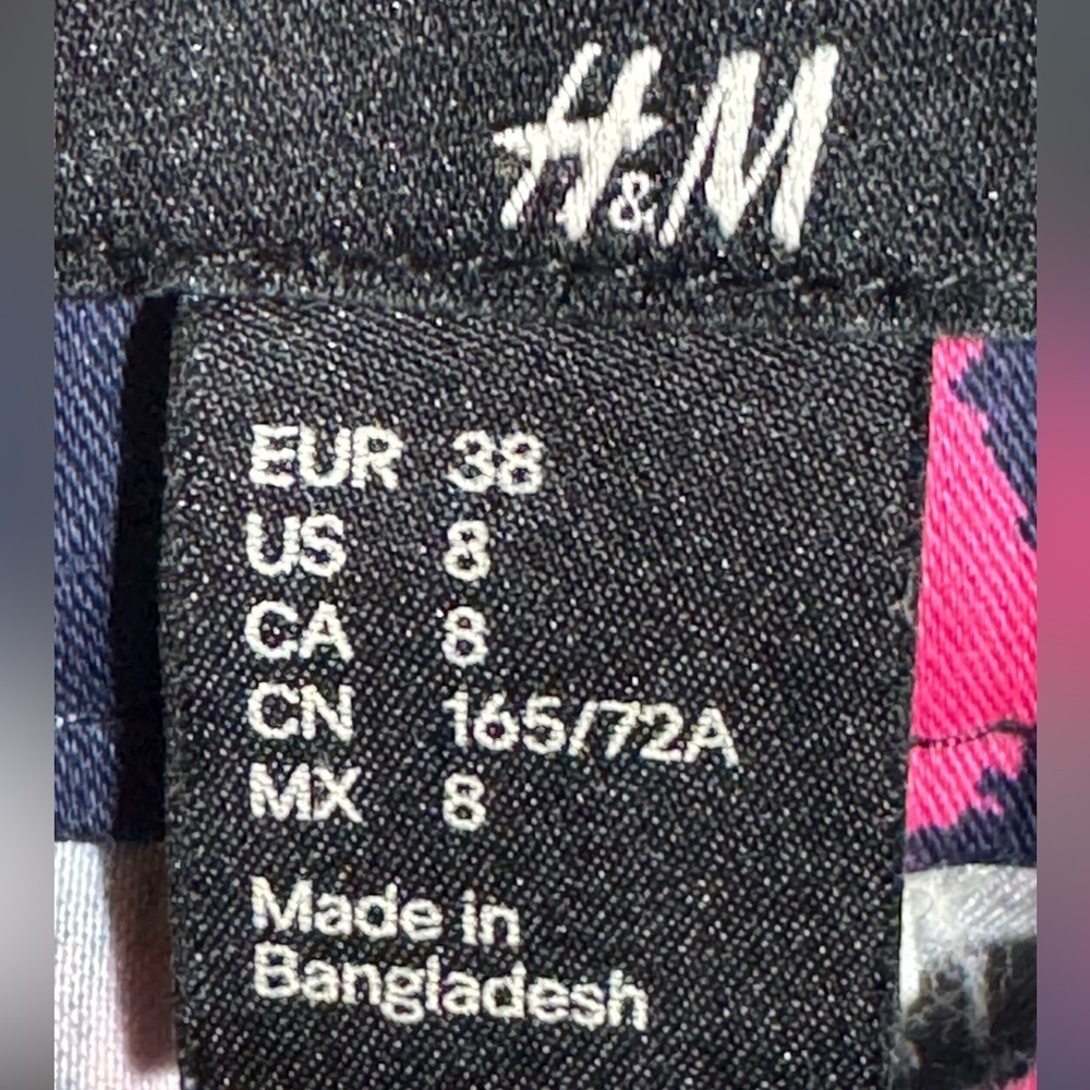 H&M Navy and Pink Patterned Pants Size 8 - Picture 3 of 6